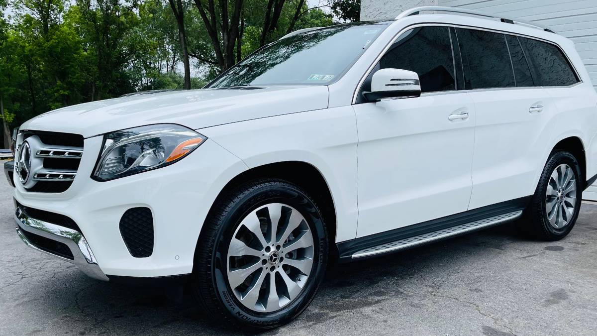 Ceramic Tint vs Regular Tint A Comprehensive Comparison